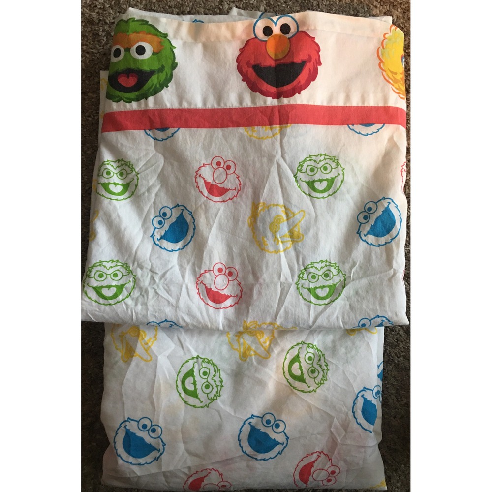 Vintage Sesame Street Twin Flat  & Fitted sheet EUC